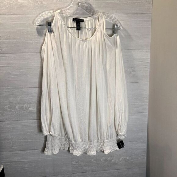 International Concepts Women's Crew Neck Long Sleeves‎ Chic Cold Shoulder top - Picture 3 of 6